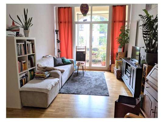 Schöne 3 Zimmer Wohnung, Neustadt, 86 qm, san. Altbau, 2 Balkone zur Zwischenmiete