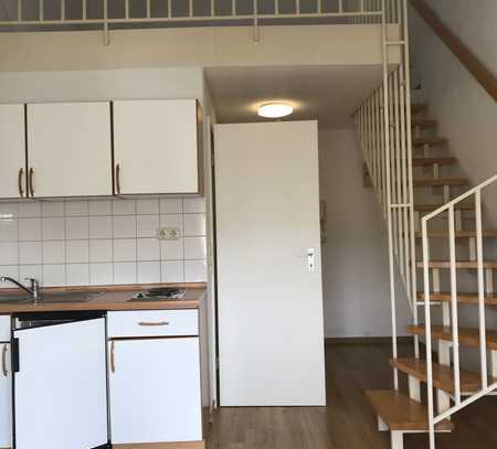 Schöne helle 1,5 ZKB Masionette mit Stellplatz