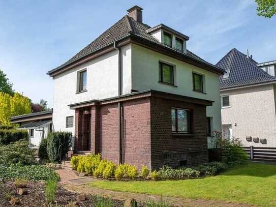 Marl-Sickingmühle .... Geräumiges Wohnhaus mit schönem Garten