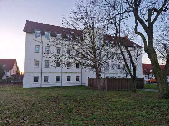 Herrliches Wohnen in Merkwitz * großer Balkon zur Südseite