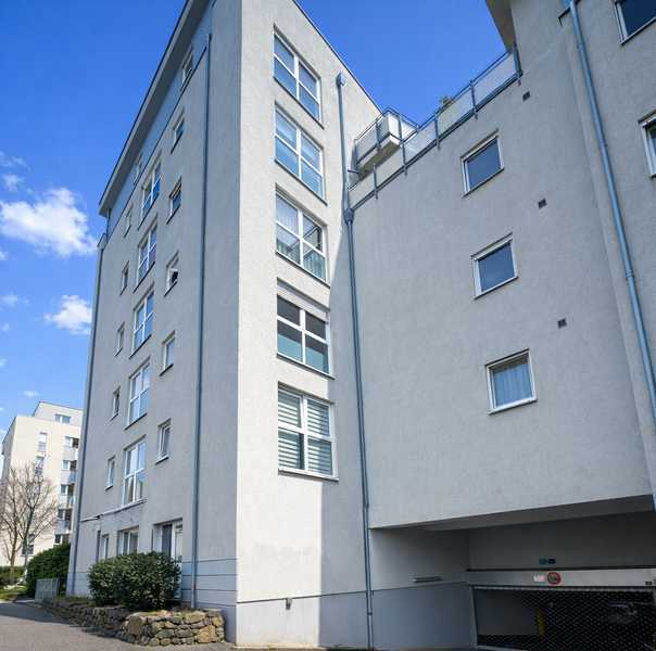 Wohnen mit Garten am Rebstockpark – attraktive 3ZKB Terrassenwohnung