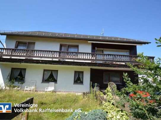 Familienhaus mit Bachlauf