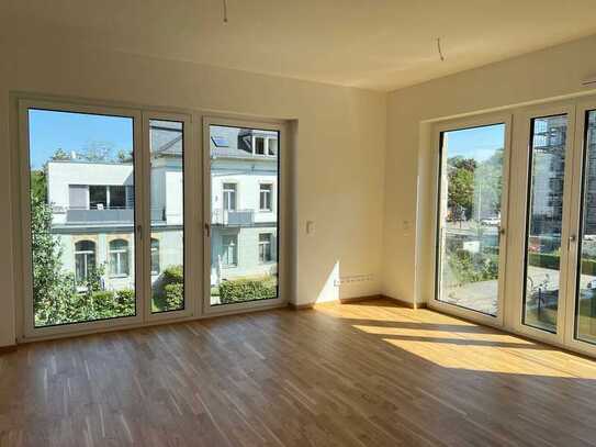 * exklusive 3-Raumwohnung mit Balkon und schönem Ausblick *