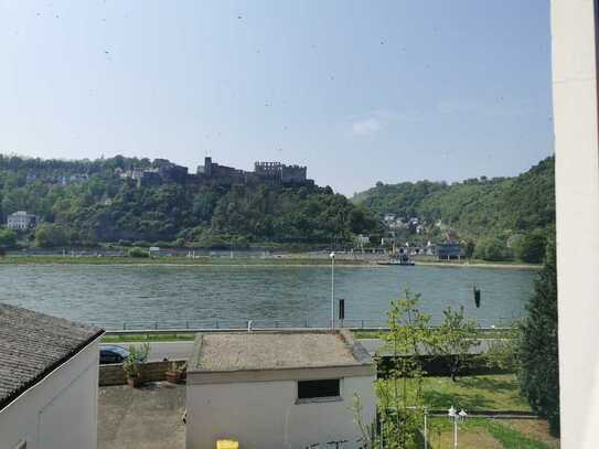 1. OG-BURG- UND RHEINBLICK! Geräumige, Sonnige 3 ZKB, Balkon, TG-Bad