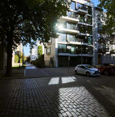 Neubau / Erstbezug in Berlin-Mitte auf dem Mauerstreifen mit Gemeinschaftsgarten, 4. OG