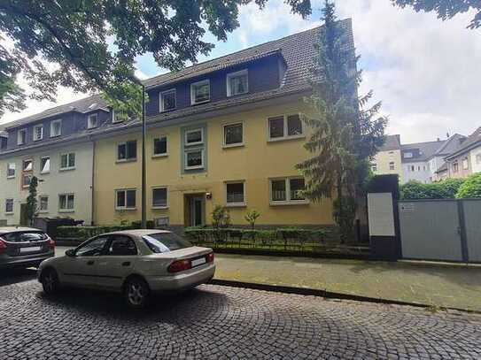 Stilvolle, gepflegte 3-Zimmer-Dachgeschosswohnung in Duisburg