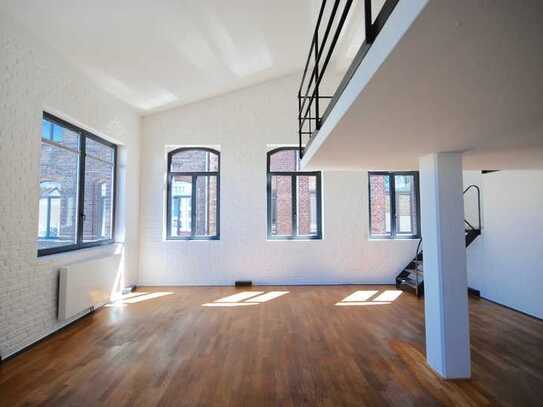 Loft Euskirchen Zentrum mit Galerie & Klimaanlage