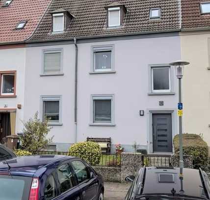 4 Zimmer Maisonette DG-Wohnung mit Gartenanteil - Erstbezug nach Sanierung - NÄHE KLINIKUM