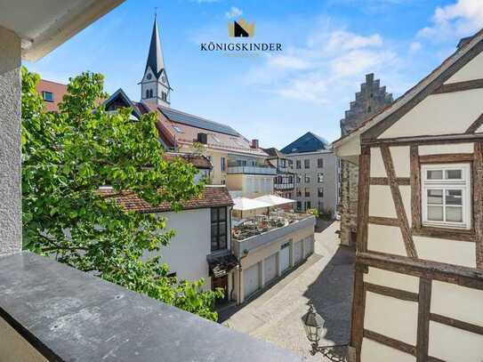 Traumhaft schöne Innenstadtwohnung, top Zustand, mit Bergblick, sofort verfügbar