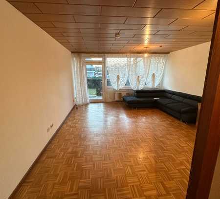 vermiete 3,5 Zimmer Wohnung in Gärtringen mit Gartenanteil im EG