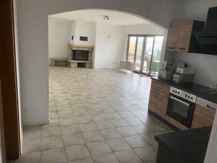 Geräumige Wohnung mit zwei Zimmern in Sinsheim inkl. Küche und Sauna