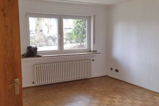 Attraktive und gepflegte 3-Zimmer-Souterrain-Wohnung in Essen