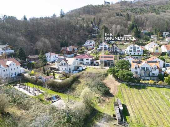 Einzigartiges Baugrundstück zwischen Weinbergen & Wald mit Blick auf die Rheinebene