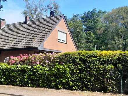 Freistehendes Einfamilienhaus, in Krefeld – Forstwald, mit Garage und Süd-Garten