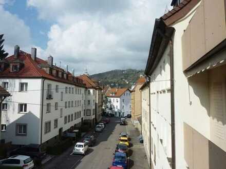 Schöne helle 2 Zimmer Wohnung in Stuttgart Süd