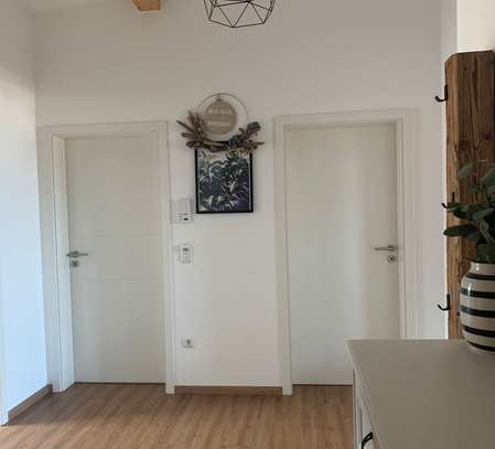 Freundliche 3-Zimmer-Wohnung mit Balkon in Mirskofen