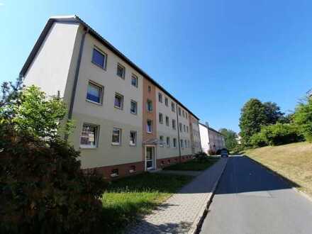 gepflegte 2-Raum Wohnung in schöner Lage