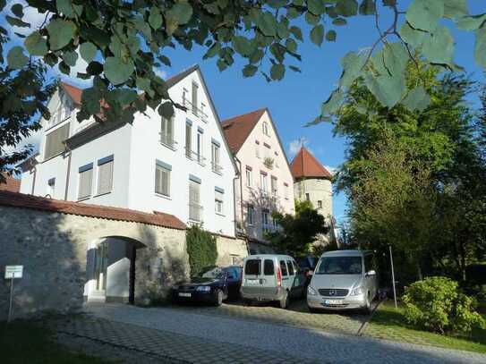 Ladenfläche auch als Büro am Durchgang zur Bleiche