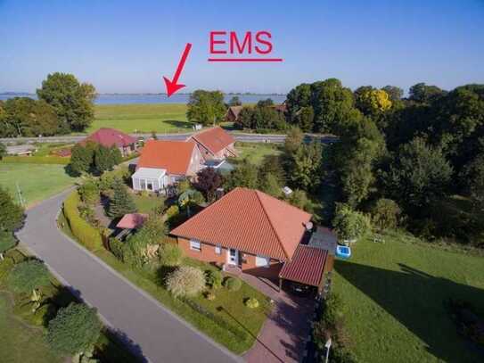 !!Nähe Ditzum, Kapitalanleger aufgepasst!! Gepfl. Walmdachbungalow mit Carport und Terrasse, Provisi