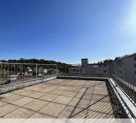 23 qm großer Dachterrasse | sofort beziehbar | Stellplatz | 2. Balkon | saniert | EK