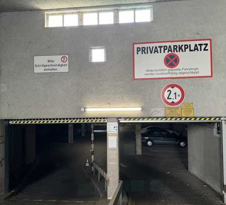 sicherer Tiefgaragenparkplatz im Stadtzentrum