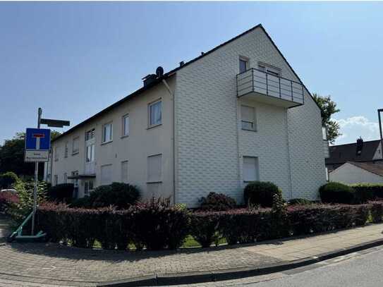 DG Wohnung 62qm 3 Zimmer mit Balkon & Küche, Erstbezug nach Saniert in BI-Schildesche