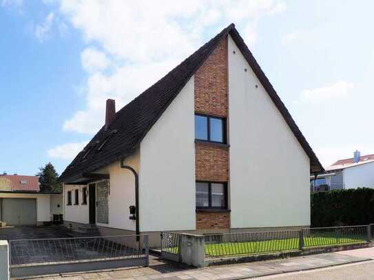 Großartiges, freistehendes EFH mit viel Platz und großem Garten
