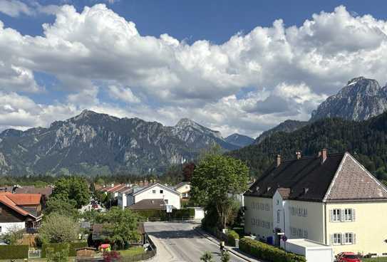 Helle 2-Raum-DG-Wohnung mit Balkon in Füssen Weidach