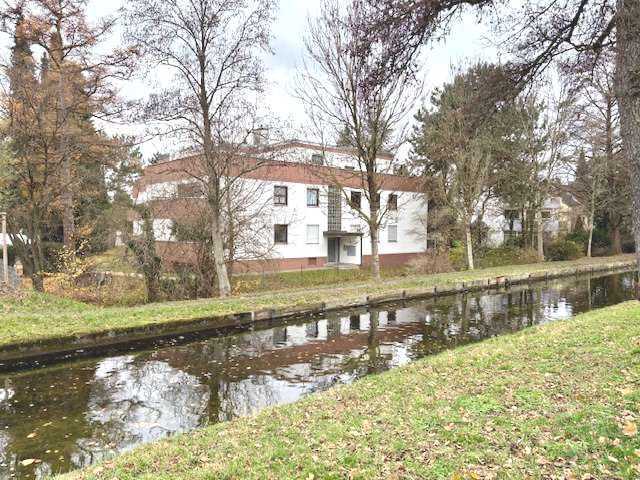 Großzügige 3-Zimmer Hochparterre-Wohnung direkt am Nymphenburger Kanal