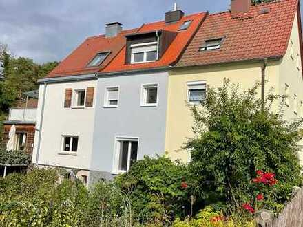 Energetisch kernsaniertes RMH mit 5 Zimmer & Garten in Pforzheim, Dillweissenstein