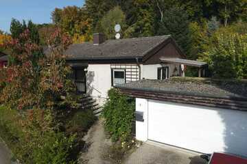 2 Familienhaus mit großem Garten am Waldrand