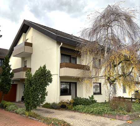 Doppelhaushälfte mit Garage in bevorzugter Wohngegend in Sandhausen