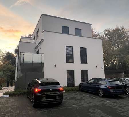 Wunderschöne 4-Zimmer-Wohnung (EG rechts) mit Garten in Gütersloh Innenstadt in bester Lage