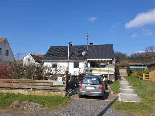 Einfamilienhaus mit großem Garten und Pool in Schotten zu verkaufen!