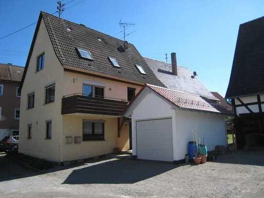 *Modernisierungsbedürftiges EFH mit neuwertiger Garage und angrenzenden Baugrundstück + XXL Scheune*
