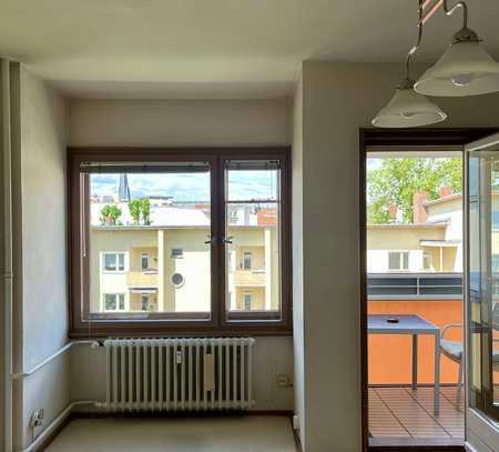 2-Zimmer-Wohnung mit Balkon, Fahrstuhl und Parkplatz in Berlin Wilmersdorf - unvermietet