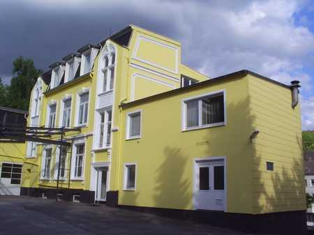 Gewerbehof – Alfredstraße 10 - 18 – Büro/Lager + 2 Stellplätze