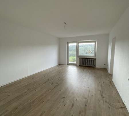 Gepflegte 2-Zimmer-Wohnung mit Garage und Balkon