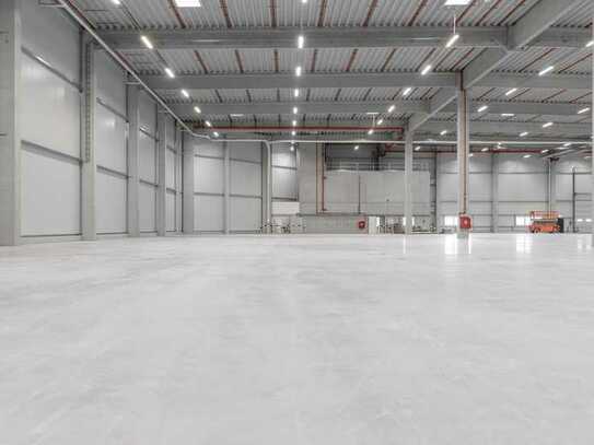 7.302 m² Lager- und Produktionsfläche mit Gleisanschluss in Duisburg | viele Stellplätze