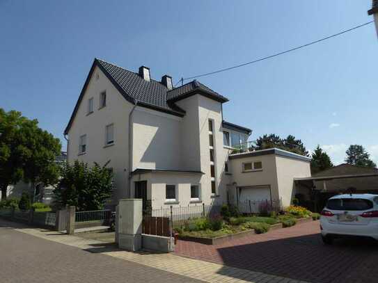 ***3-Familienhaus in guter Lage von Diez-Freiendiez***