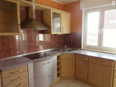 Exklusive, renovierte 4,5-Zimmer-Wohnung mit Einbauküche und Balkon in Offenburg