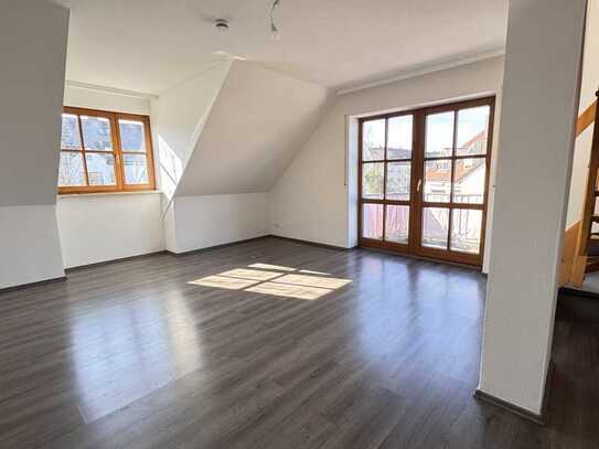 Exklusive, geräumige 3-Zi.-Maisonette Wohnung Wohn/Nutzfläche 110qm in FFB Buchenau