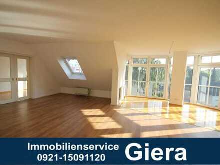 Tolle 4-Zimmer-Wohnung im DG