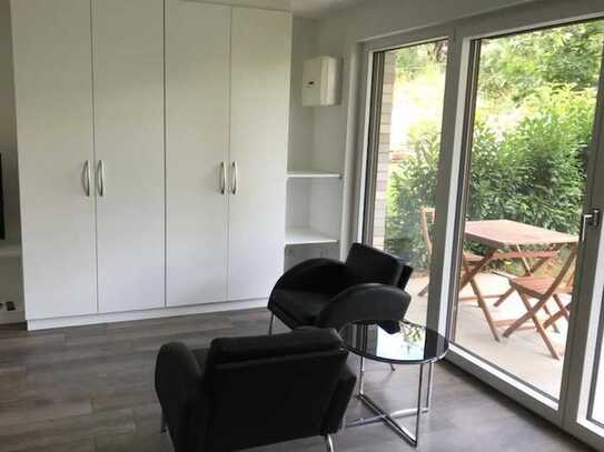 Möbliertes 1-Zimmer-Business-Apartment mit Terrasse/Garten, S-Gänsheide