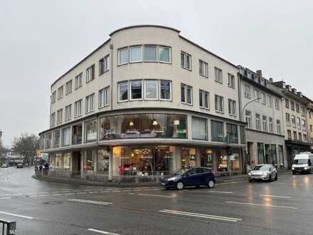 Riesige Schaufenster und hohe Frequenz - einmalige Chance nach 25 Jahren Mieterwechsel