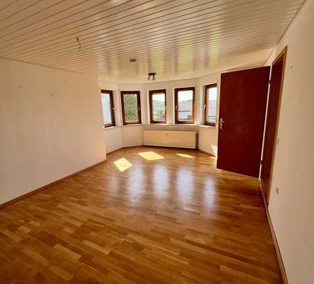 Attraktive 3-Zimmer-Erdgeschosswohnung mit Garten und schöner Aussicht in Owen (Teck)