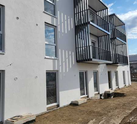 Erstvermietung einer 2-Zimmer-Wohnung mit Loggia in Inning