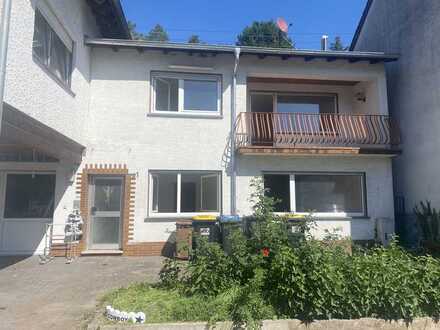 Sanierungsbedürftiges Haus mit Potenzial im schönen Mölschbach