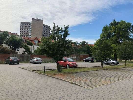 Stellplatz in Bahnhof-Nähe