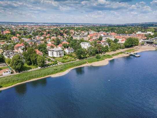 Perfekte Familienwohnung: eigener Garten, 2 Terrassen, Außenjalousine, TG-Stellplatz.